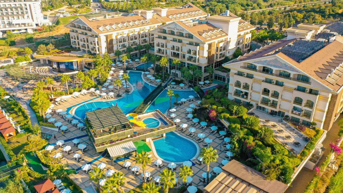 DIAMOND EXCELLENCE RESORT & SPA (EX. CRYSTAL PALACE LUXURY)