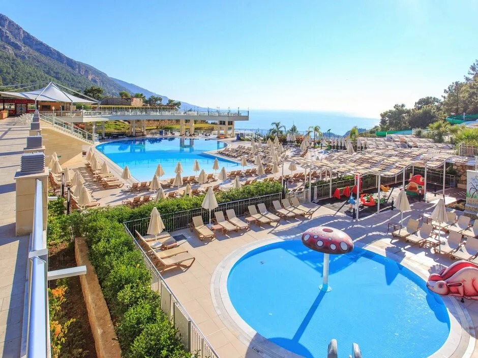 ORKA SUNLIFE RESORT & AQUAPARK