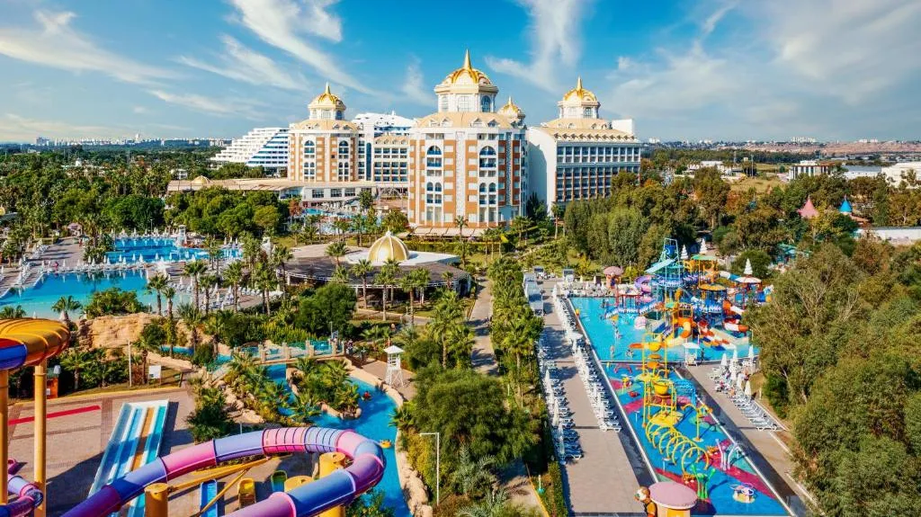 DELPHIN BE GRAND (EX. BOTANIK, RIXOS LARES)