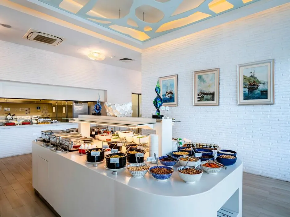 MIVARA LUXURY RESORT & SPA