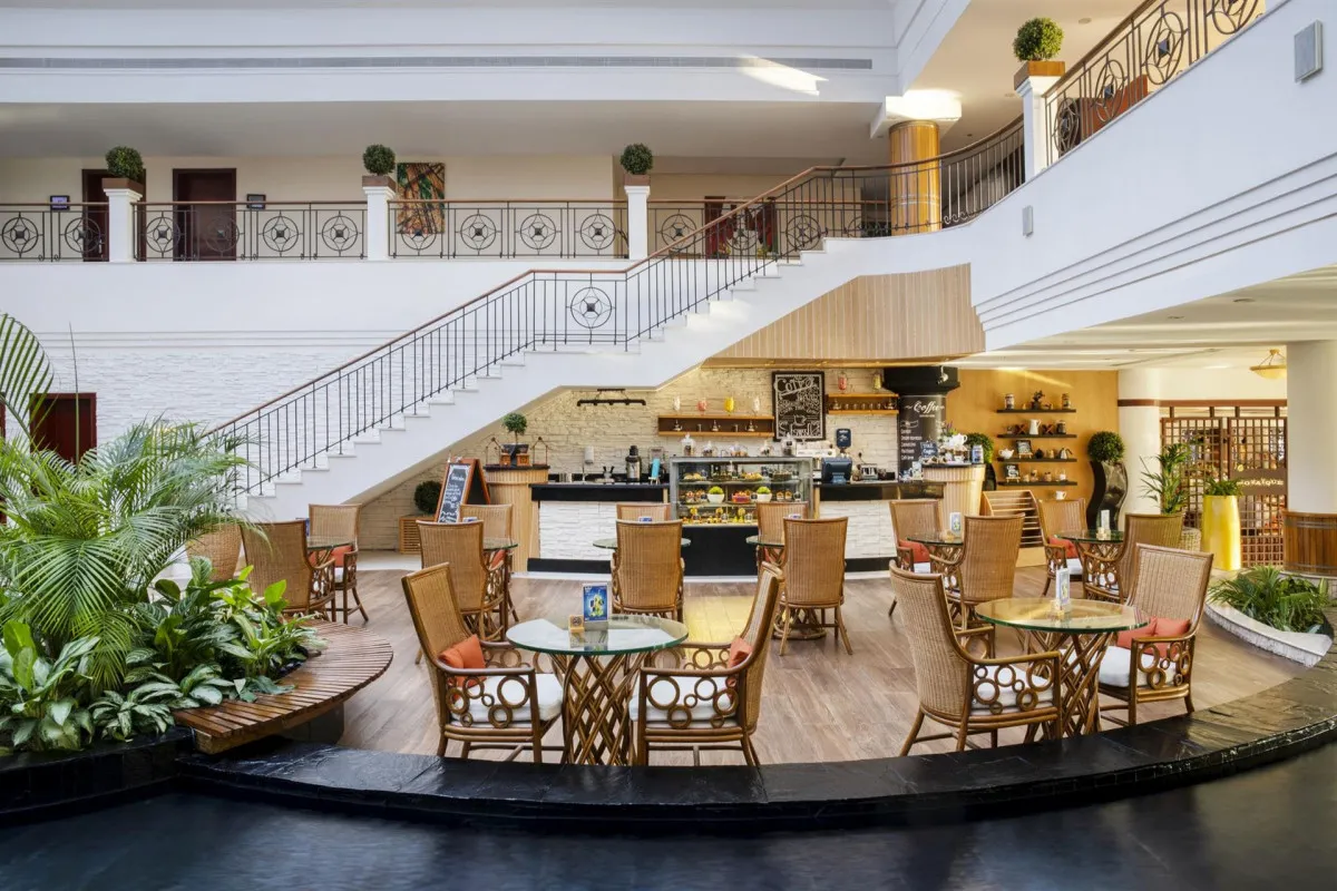FUJAIRAH ROTANA RESORT & SPA AL AQAH BEACH