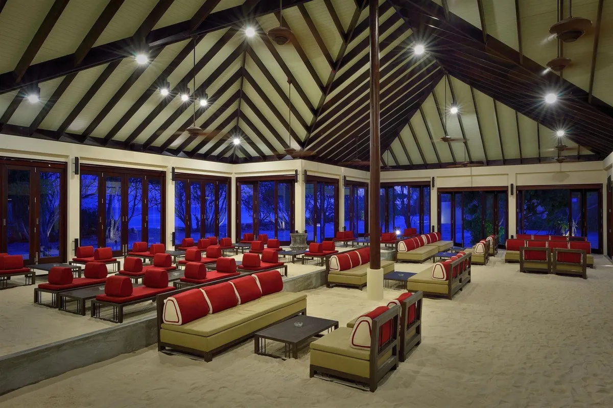 ATMOSPHERE KANIFUSHI