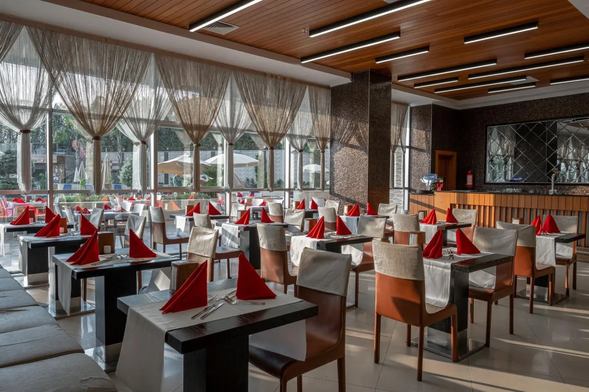 MICHELL HOTEL & SPA ADULTS ONLY 16+