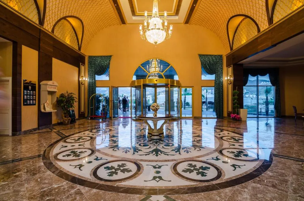 THE LUMOS DELUXE RESORT HOTEL & SPA