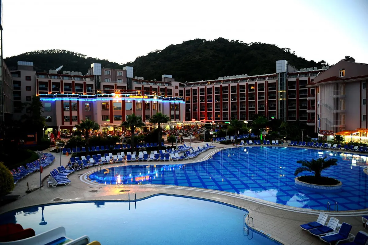GREEN NATURE RESORT & SPA