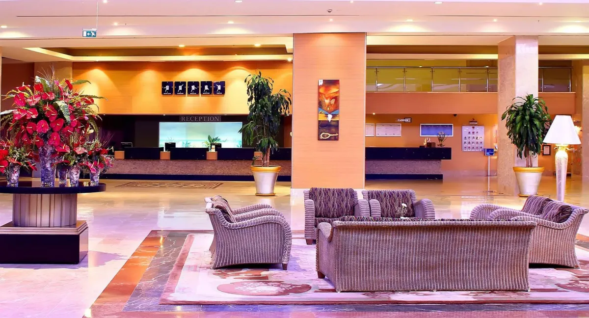 MIRACLE RESORT