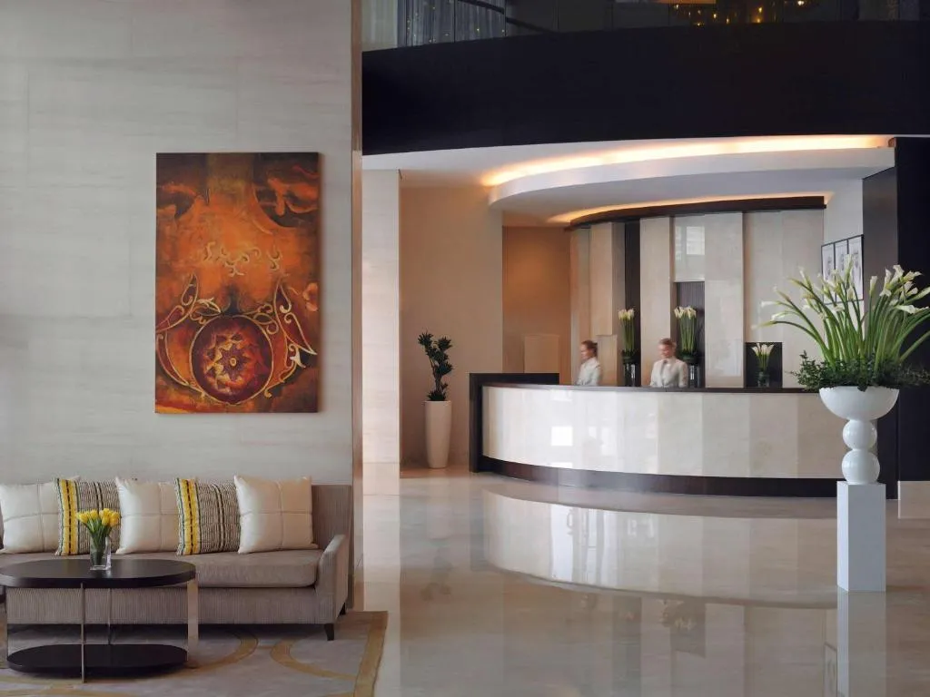 MOVENPICK HOTEL JUMEIRAH LAKES TOWERS