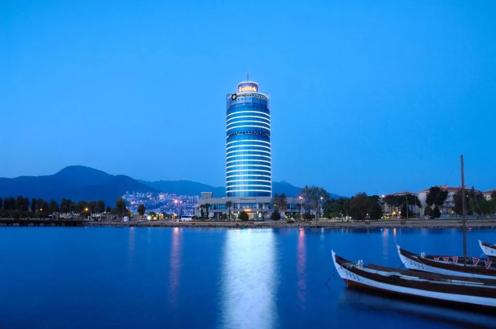 WYNDHAM GRAND IZMIR OZDILEK