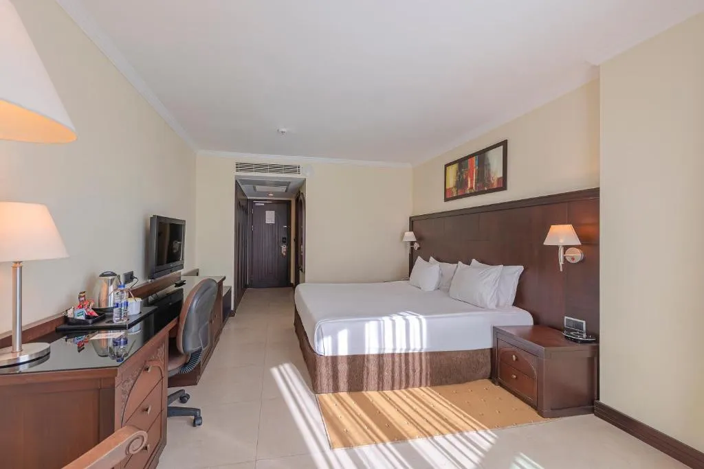 CROWNE PLAZA ANTALYA