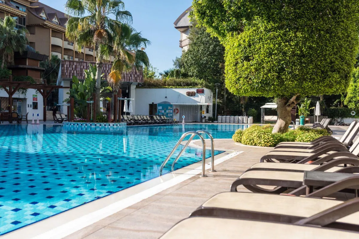 PORT SIDE RESORT