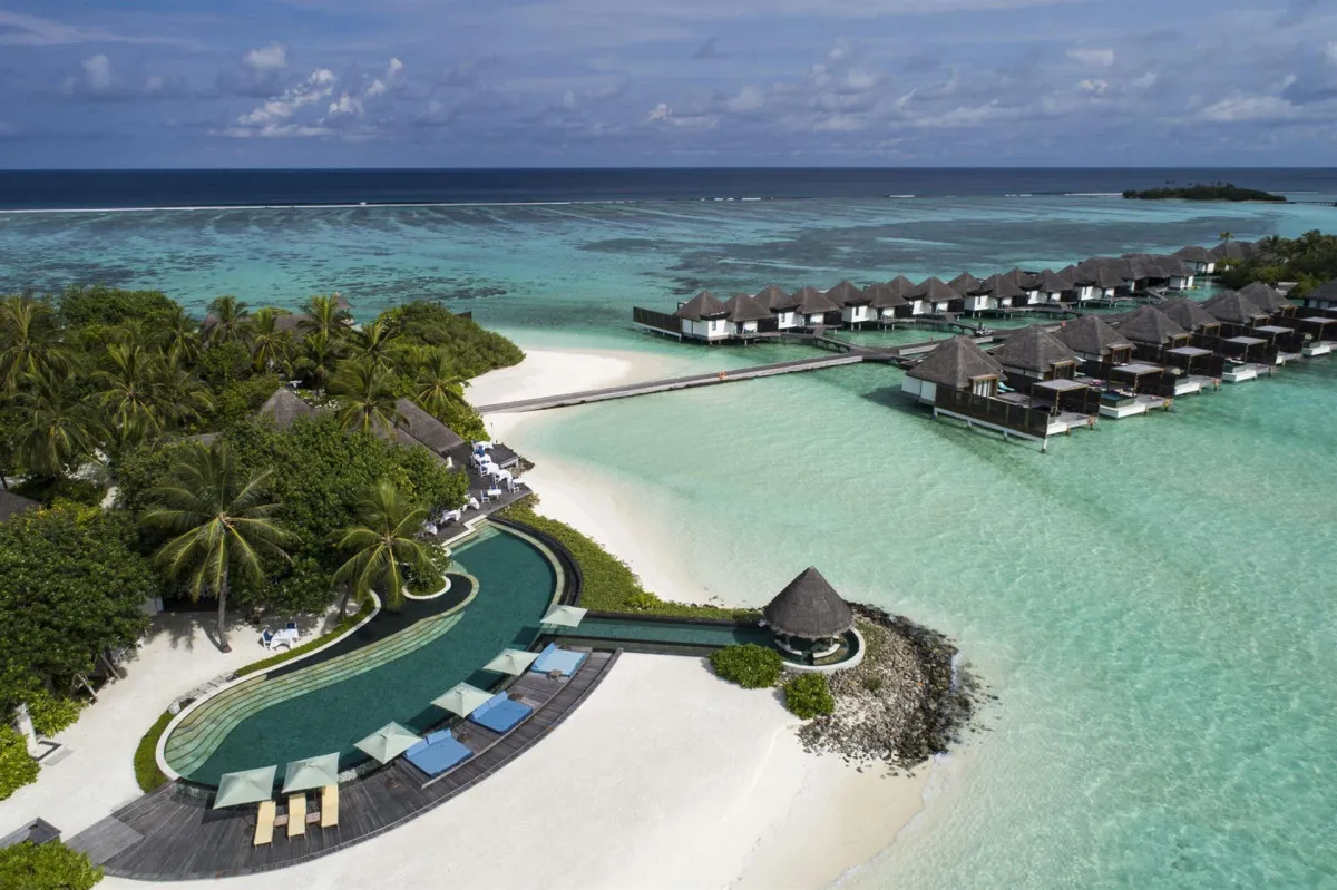 FOUR SEASONS KUDA HURAA