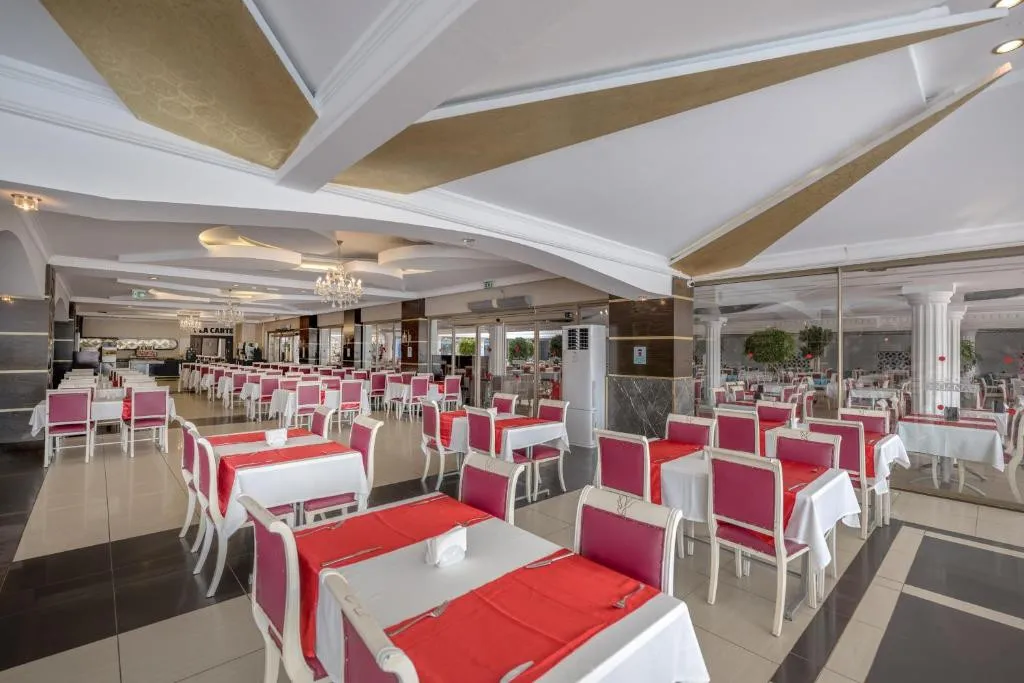 BEACH CLUB DOGANAY