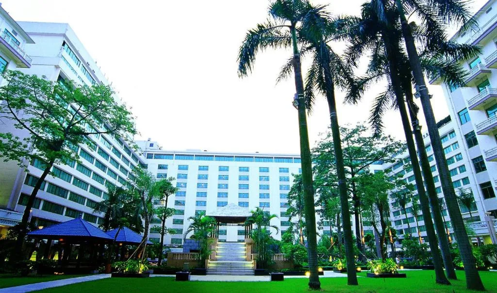 DONG FANG HOTEL GUANGZHOU
