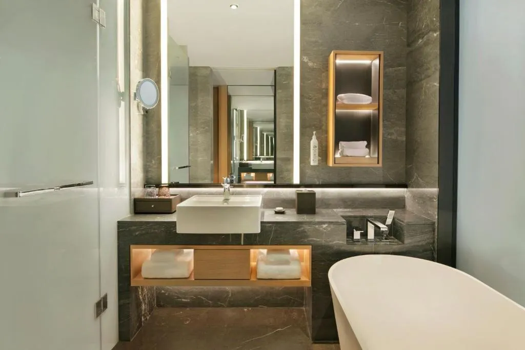DELTA HOTELS BY MARRIOTT XIAN
