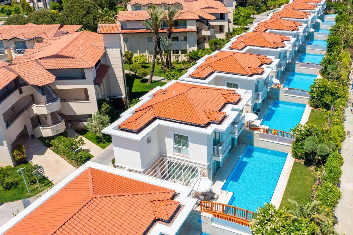 BELLIS DELUXE LAGOON & VILLAS