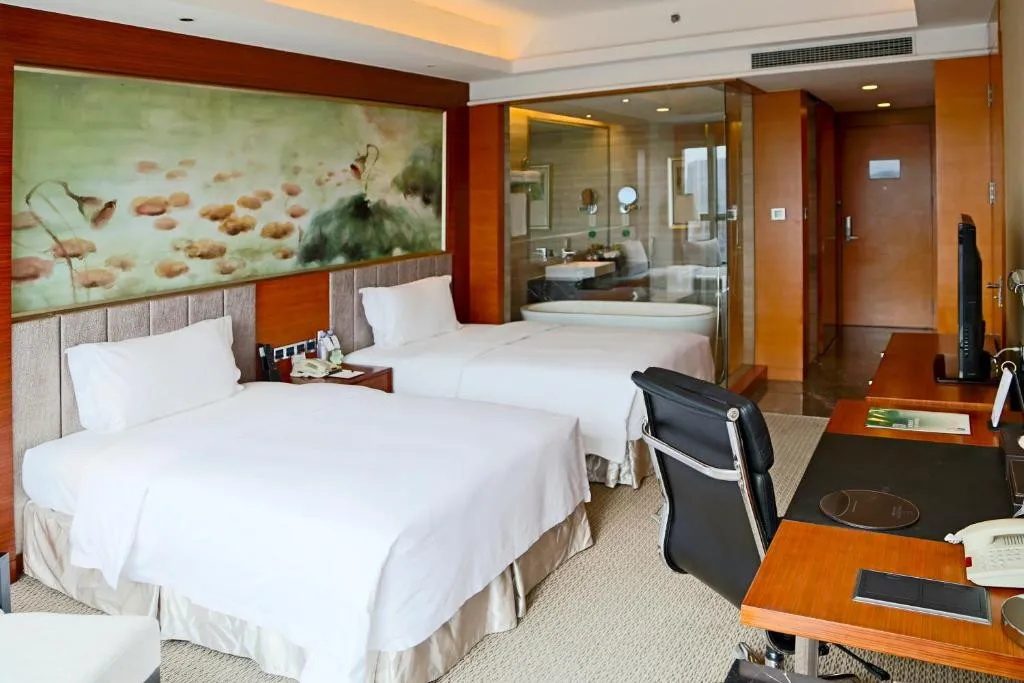 GRAND SKYLIGHT INTERNATIONAL HOTEL GUANLAN