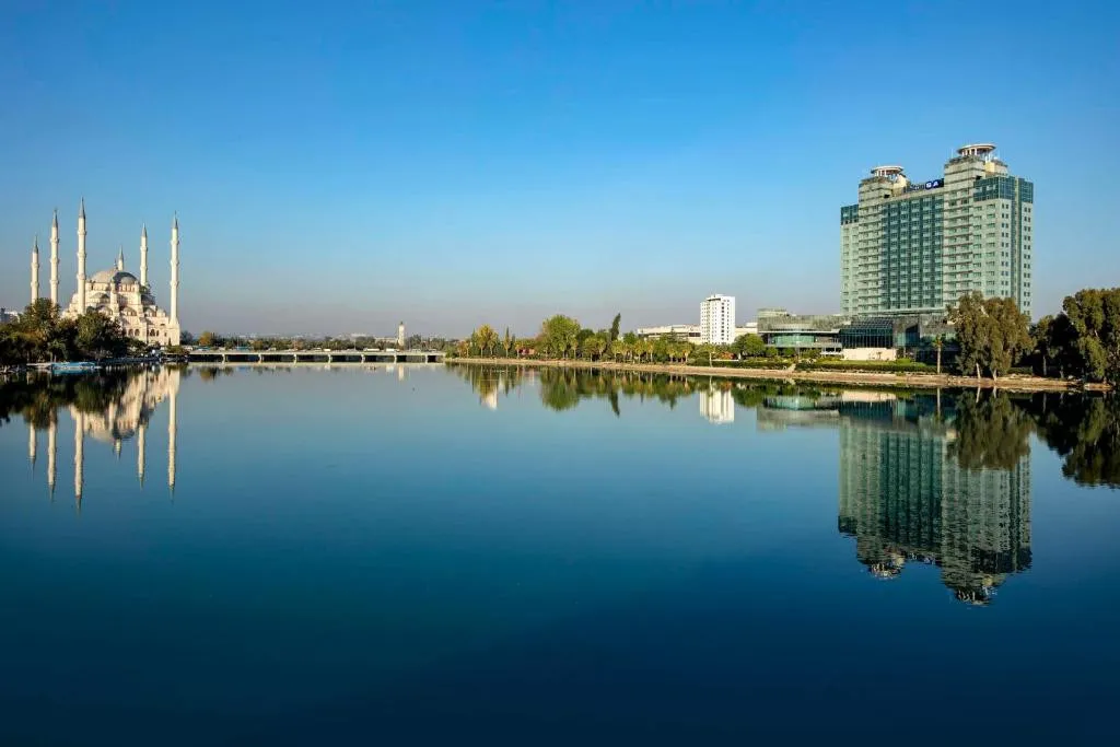 ADANA HILTONSA