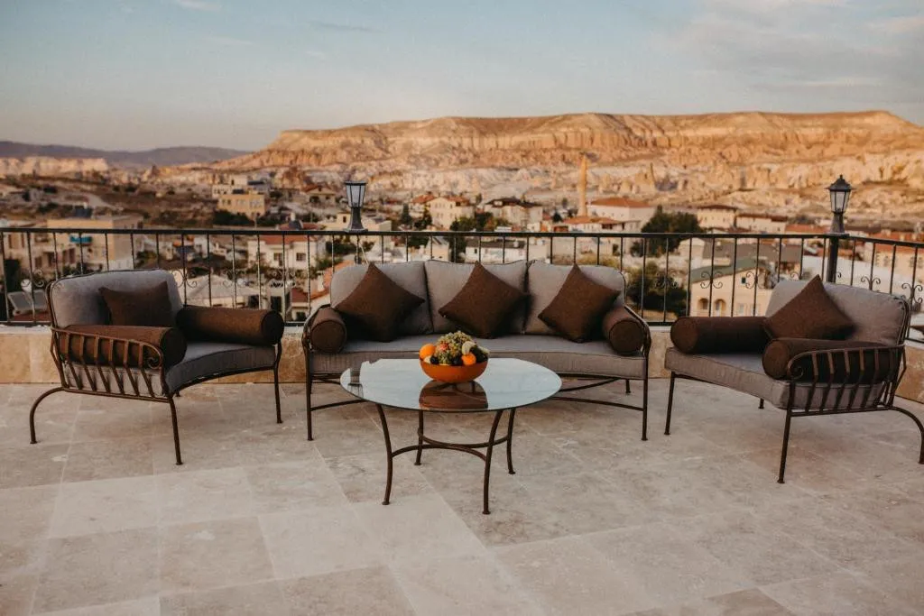 ALIA CAVE HOTEL