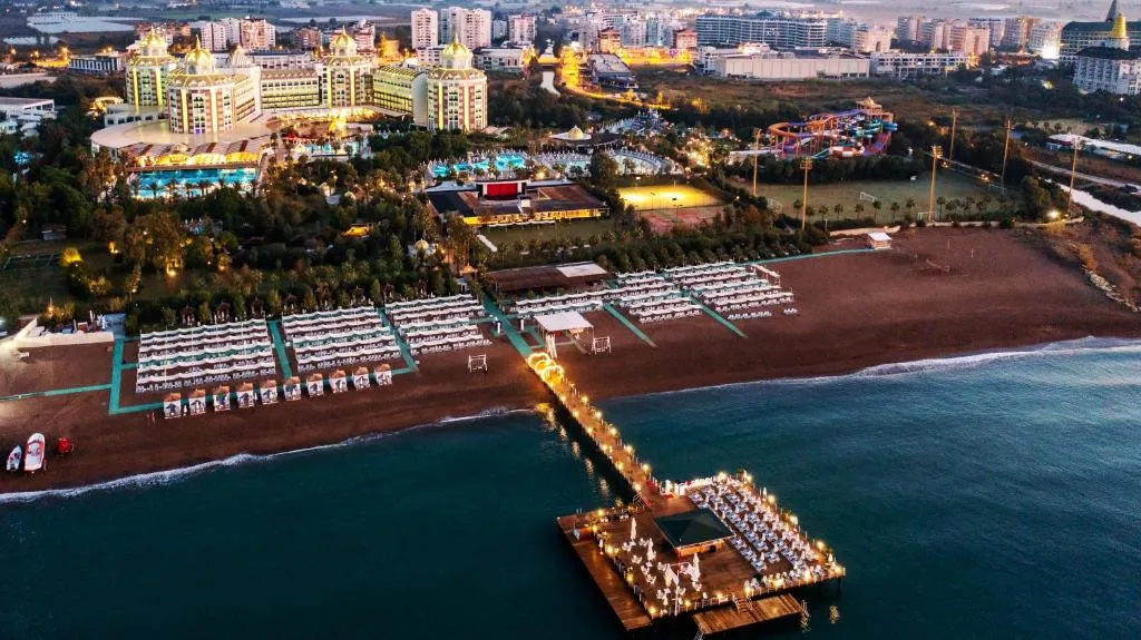 DELPHIN BE GRAND (EX. BOTANIK, RIXOS LARES)