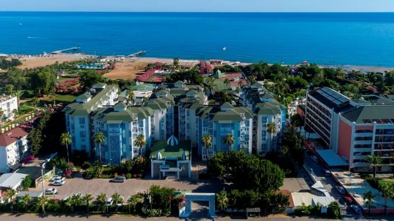 THE GARDEN BEACH (EX. GANITA GARDEN SUITE, LIFE ATLIBAY)