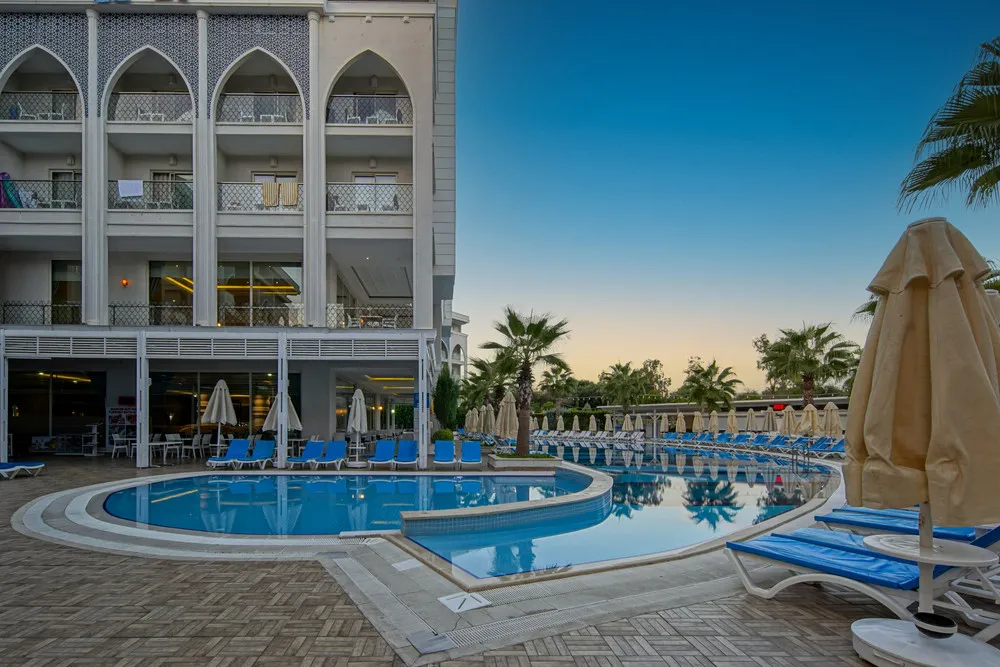 DIAMOND ELITE HOTEL & SPA ADULTS ONLY 16+