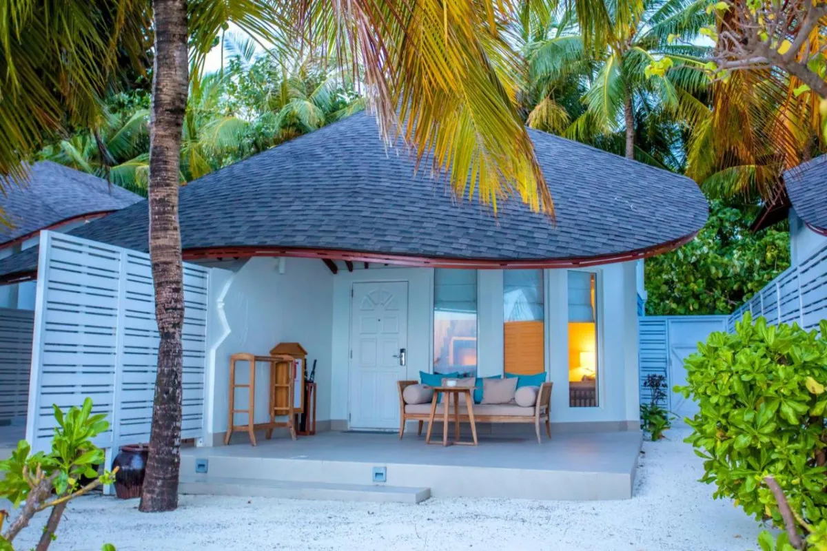 MACHCHAFUSHI ISLAND RESORT & SPA MALDIVES (EX. CENTARA GRAND ISLAND RESORT & SPA MALDIVES)