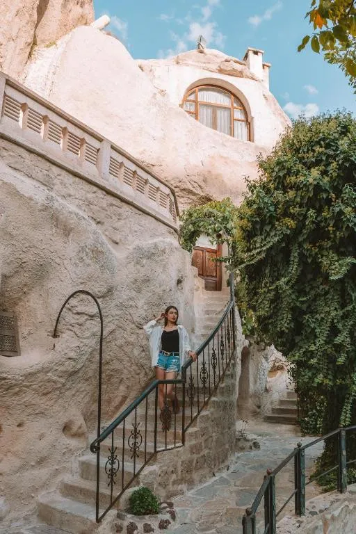 GAMIRASU CAVE