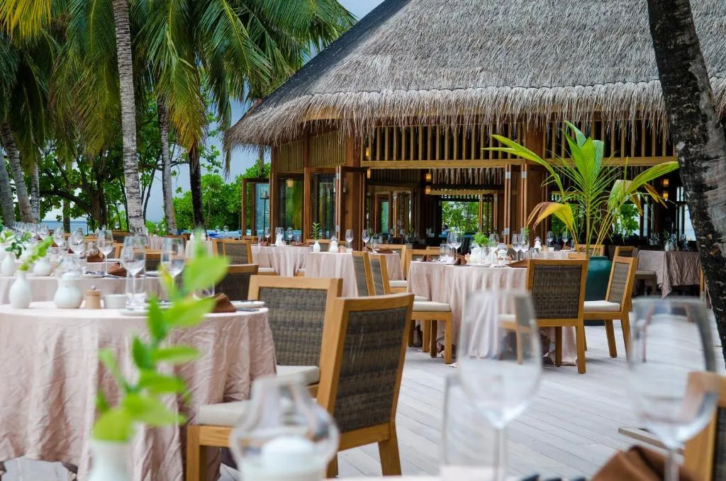 V VILLAS MALDIVES AT MIRIHI (EX. MIRIHI ISLAND)