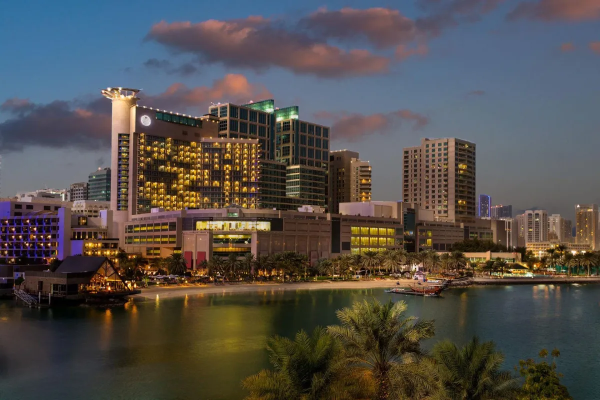 BEACH ROTANA HOTEL & TOWER ABU DHABI