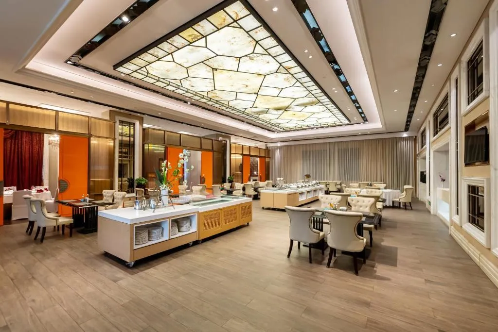 GUANGDONG HOTEL SHANGHAI