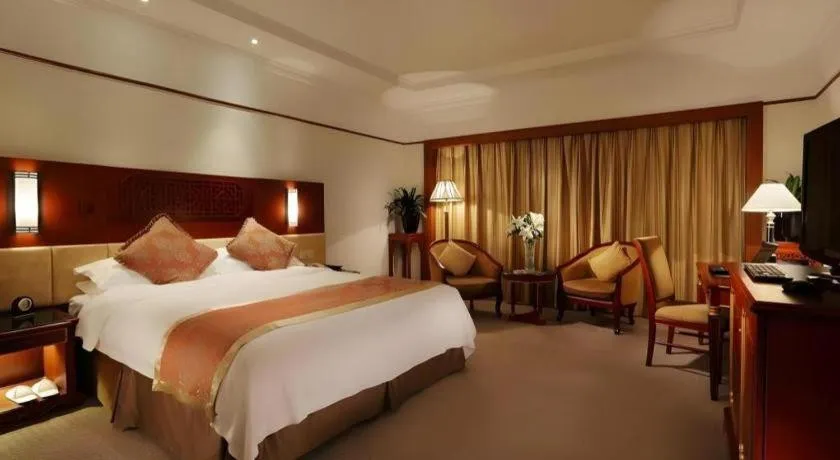 CAPITAL HOTEL