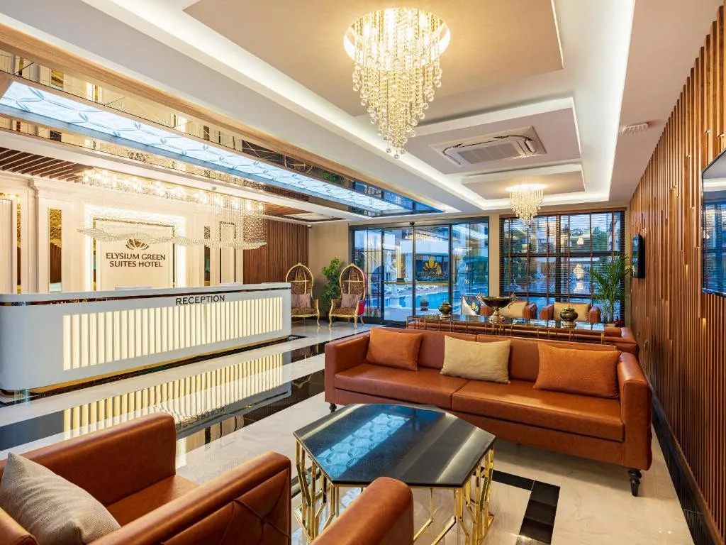 ELYSIUM GREEN SUITE