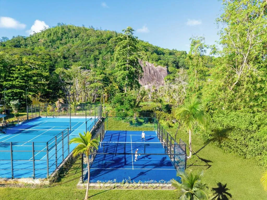 CHEVAL BLANC SEYCHELLES (EX. BANYAN TREE SEYCHELLES)
