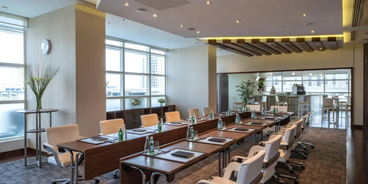 VOCO DUBAI (EX. NASSIMA ROYAL HOTEL)