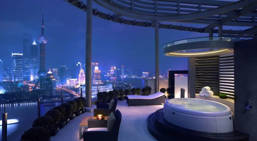 HYATT ON THE BUND