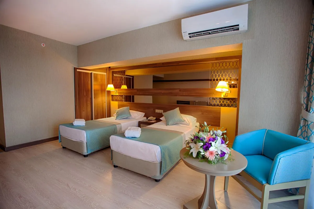 ADIN BEACH HOTEL