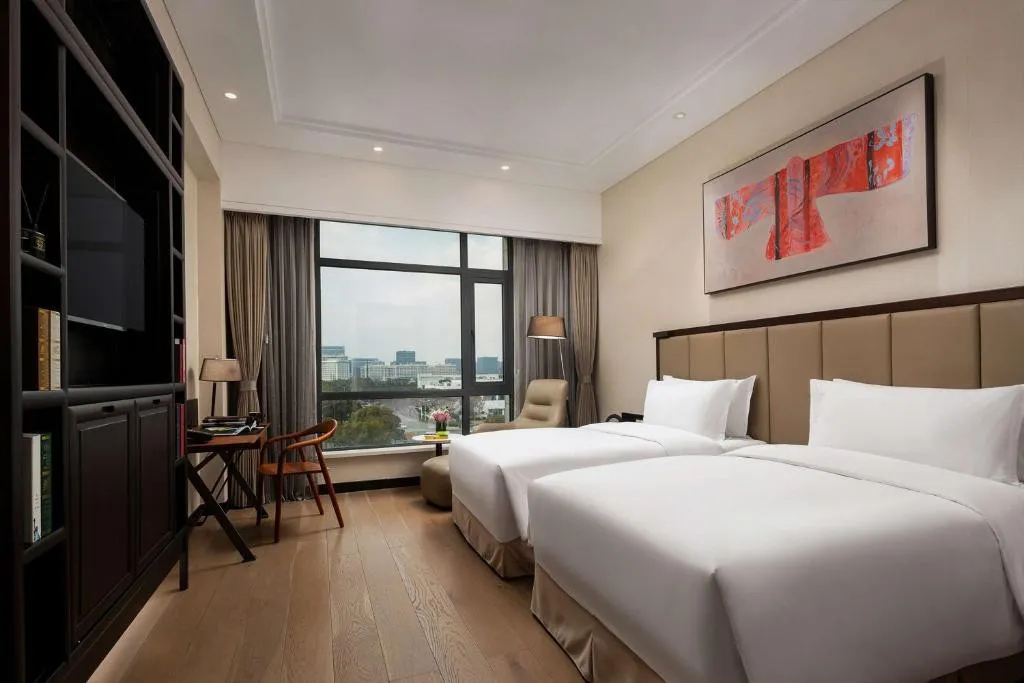 DOUBLETREE BY HILTON SHANGHAI HONGQIAO (EX. THE SENZ HOTEL)