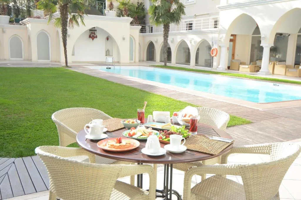 HOLIDAY INN ISTANBUL CITY TOPKAPI