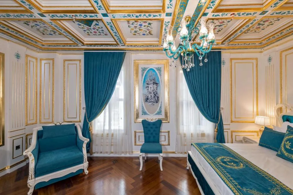 SEVEN HILLS PALACE HOTEL