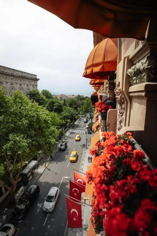 PARK HYATT MACKA PALACE