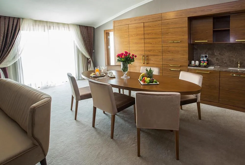 RAMADA BY WYNDHAM YALOVA