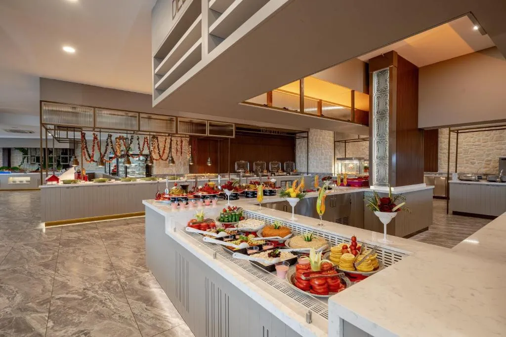 JUSTINIANO DELUXE RESORT