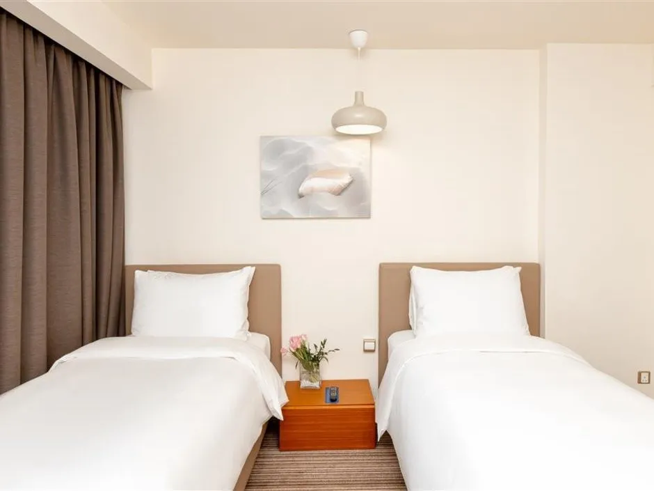 RADISSON BLU RESIDENCE DUBAI MARINA