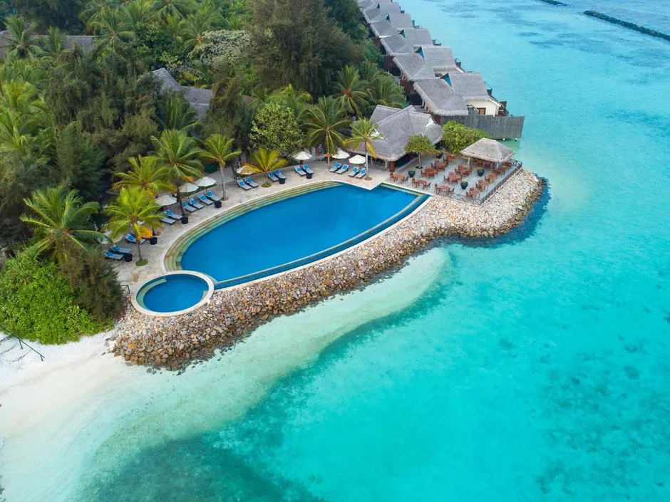 TAJ CORAL REEF RESORT & SPA