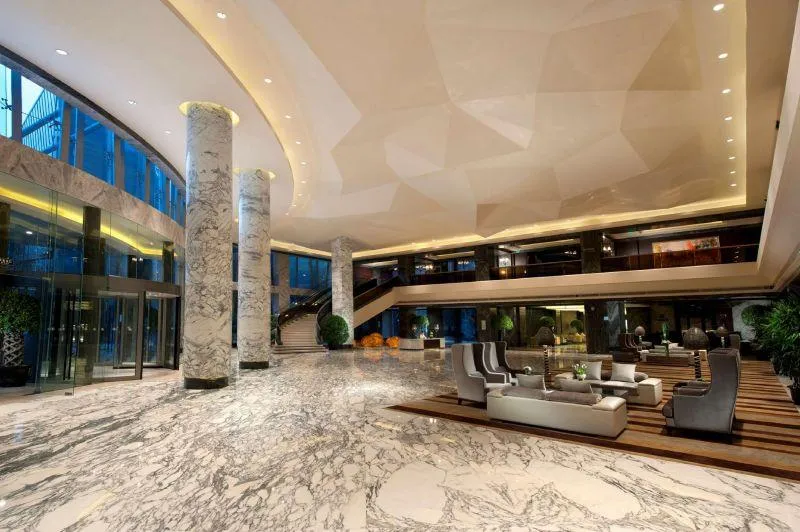 HILTON HONGQIAO