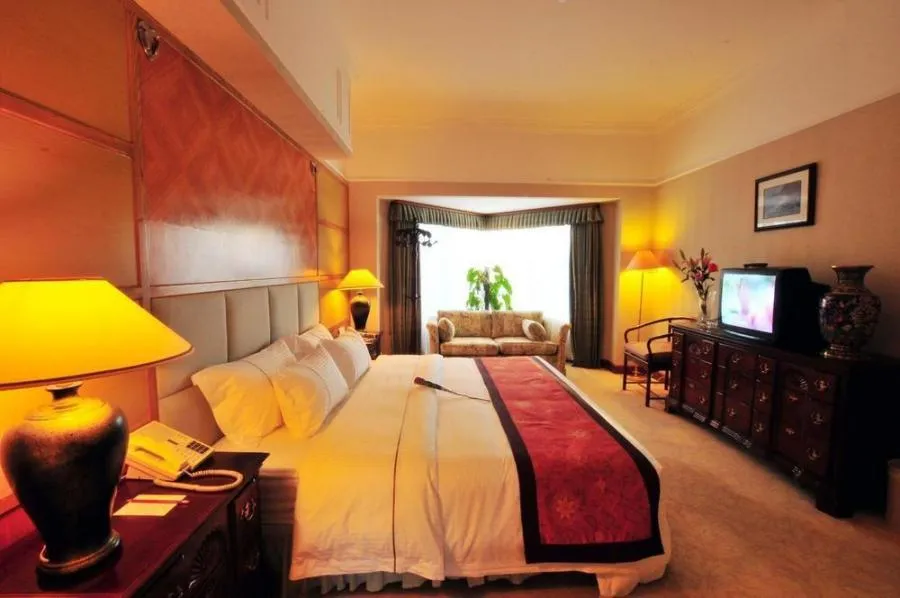 HUANDAO TIDE HOTEL
