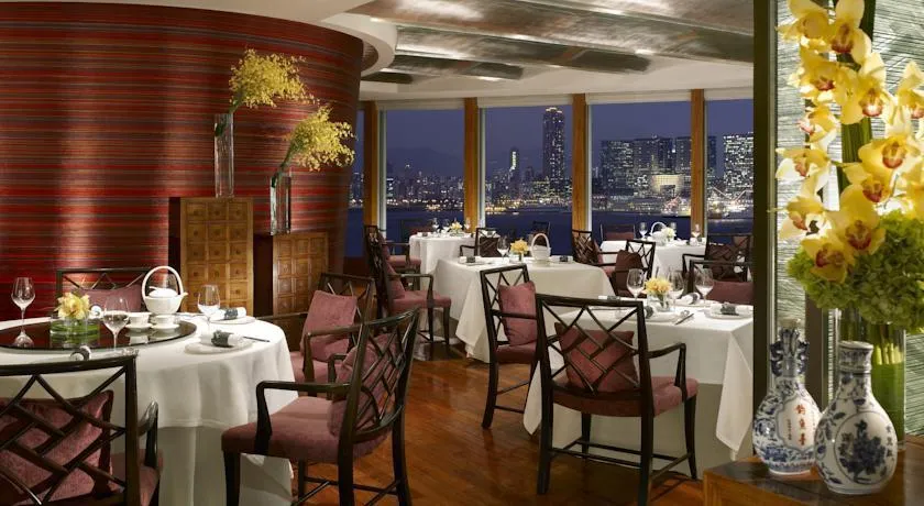 FOUR SEASONS HOTEL HONG KONG