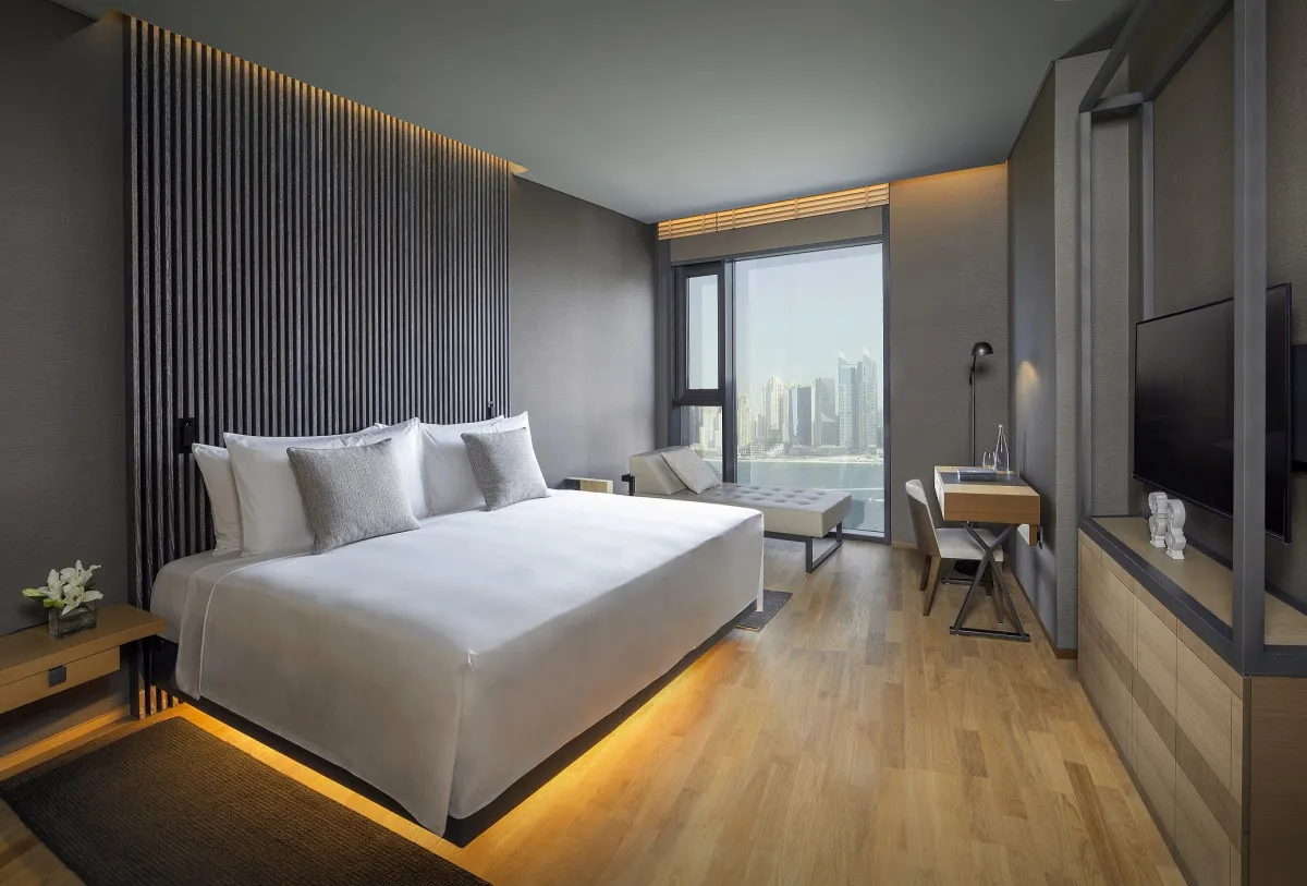 THE RESIDENCE AT CAESARS PALACE BLUEWATERS