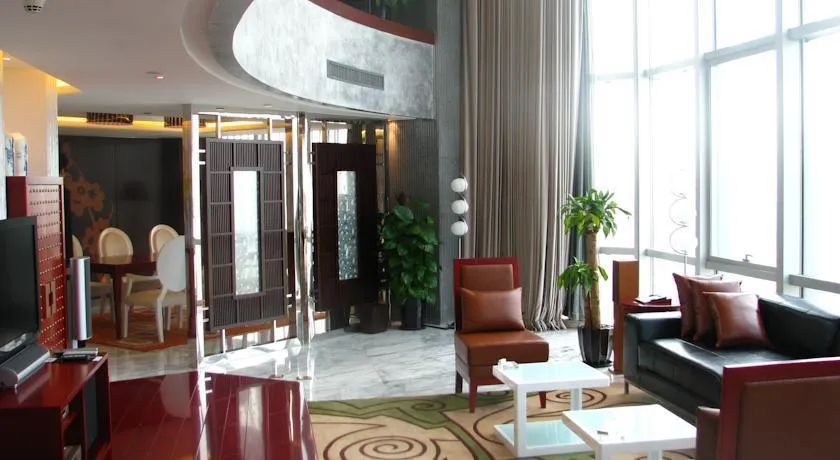 HOWARD JOHNSON HUAIHAI