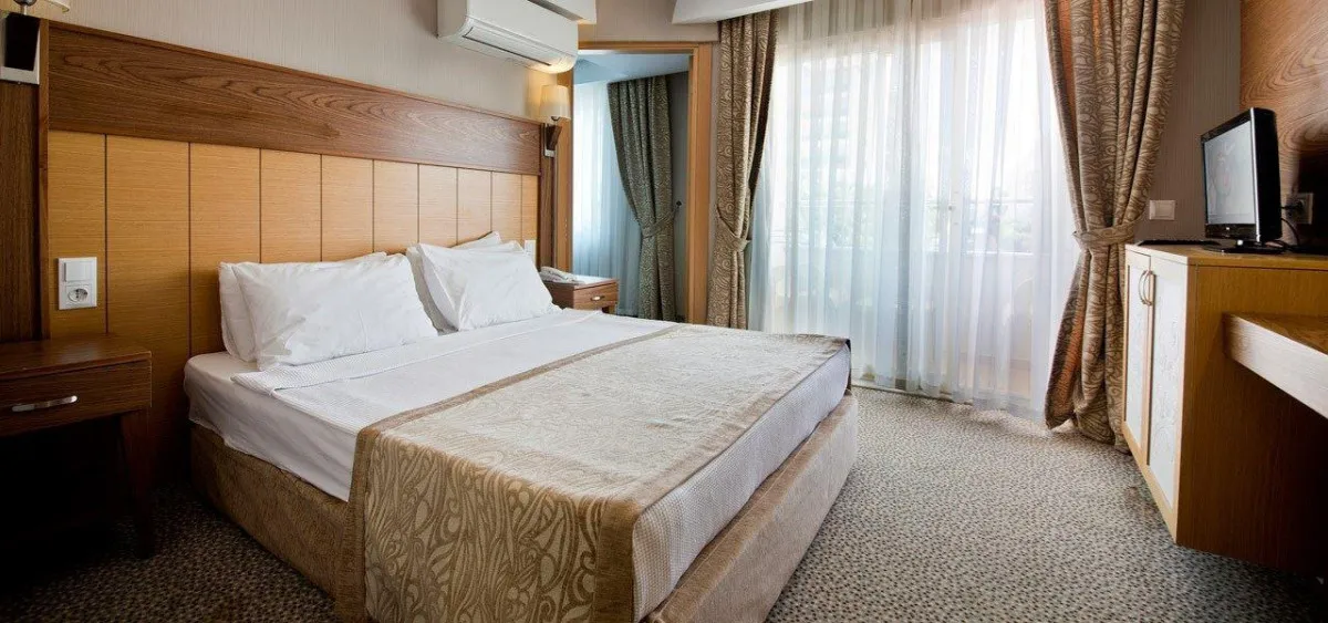 MC BEACH RESORT